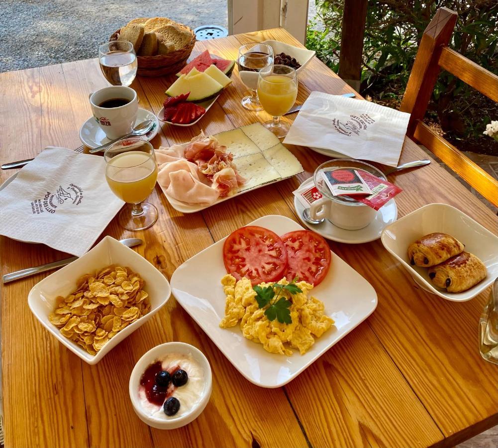 Hostal Restaurante Pou Des Lleo Сан-Карлос-де Перальта Екстер'єр фото
