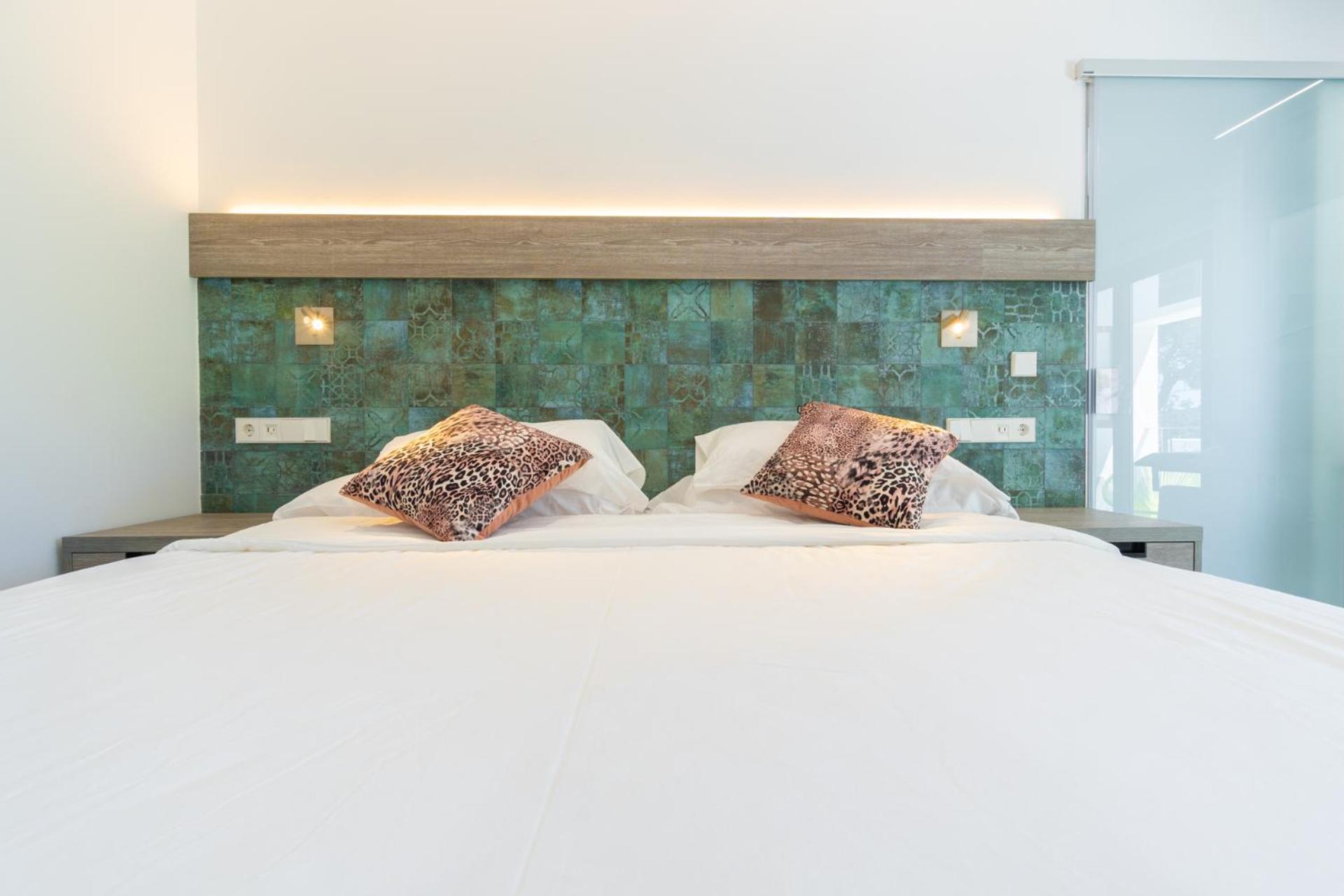 Hostal Restaurante Pou Des Lleo Сан-Карлос-де Перальта Номер фото